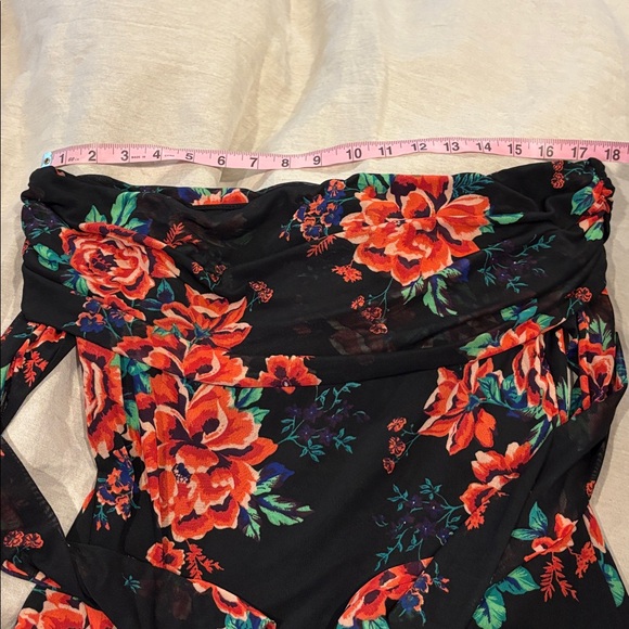 AFRM Maxine Off-Shoulder Bodysuit in Black and Red Floral - Picture 8 of 9